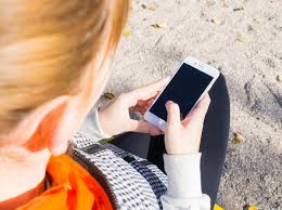 The only thing is you cannot hang up on he original number once you add the second number or else both numbers will be disconnected. How To Forward Unanswered Calls On The Iphone