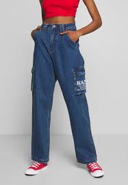 Baggy jeans är casual cool och otroligt bekvämt. Billiga Baggy Jeans