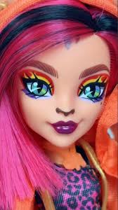 Monster High G3 Skulltimate Secrets 2 Fearidescent Lagoona Blue Doll  Unboxing
