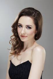 Claire Lyon's Instagram, Twitter & Facebook