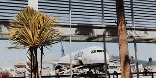 The jetblue business credit card is a travel rewards card aimed at business owners wanting to rack up jetblue bonus points to use toward future jetblue travel or other rewards. Review Barclays Jet Blue Business Card Travelupdate