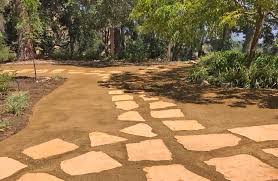 We have a question about decomposed granite. Low Maintenance Landscaping Decomposed Granite Dg Flagstone Walkway By Flores Artscape Medium