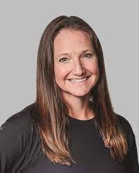 Danielle Stowell's Instagram, Twitter & Facebook