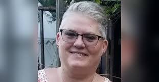 Lisa Crews's Instagram, Twitter & Facebook