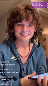 Dale Giles's Instagram, Twitter & Facebook