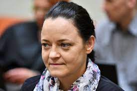 Beate zschäpe has been convicted as an accomplice of… Beate Zschape Krijgt Levenslang Voor Racistische Moorden In Duitsland Trouw