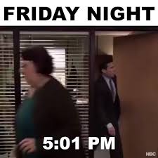 One of the best parts of the office was that the show being framed as a documentary allowed the characters to break the fourth wall in hilarious ways. Friday Night With Michael Scott Dundermifflin