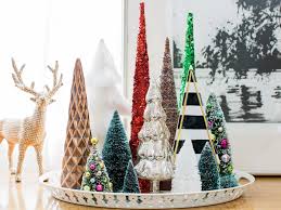 Create holiday vignettes through your home — on your kitchen counter, on shelves, on your coffee table or even on a console at your entry. 10 Easy Last Minute Holiday Decorating Ideas To Do Today Hgtv S Decorating Design Blog Hgtv