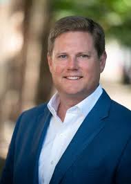 Garrett Ford, CFP®, AIF® :