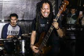 F g c tapi lihatlah burung tetap bernyanyi yeah f g am ter. Steven Coconut Treez Bersatu Lagi