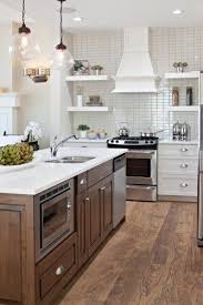 Pin Di Genevieve Poisson Su Kitchens Progetti Di Cucine Arredamento D Interni Idee Per La Cucina