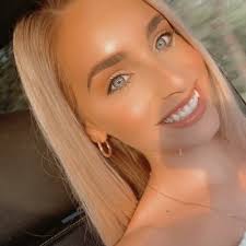 Alyssa Slack (@alyssakslack)