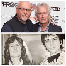 Tony Banks Peter Gabriel Now And Then Both Still Incredibly Handsome Rock Progressivo Bandas De Rock Peter Gabriel
