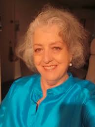 Since i'm a gardenera you will see all my plants in my garden so enjoy my  friends and followers.I'm so happy to share with you some tips about  gardening and propagating plants. |