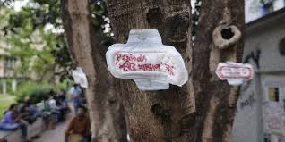 Apalagi, kalau anda semakin rutin mengalami kondisi apabila anda mengalami haid sebulan 2 kali, ada kemungkinan penyebabnya adalah masalah pada kelenjar tiroid yang kurang atau terlalu aktif. Menstruasi Terjadi 2 Kali Dalam Sebulan Apa Sebabnya Merdeka Com