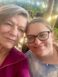 Sandra Sieg's Instagram, Twitter & Facebook