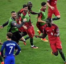 Jubel in portugal und nordirland, während sich cristiano ronaldo & co. Em 2016 Portugal Wird Nach Ronaldo Drama Europameister Welt
