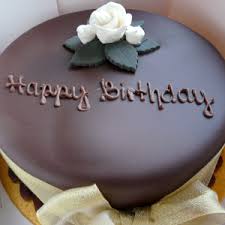 Auguri di compleanno biglietti di compleanno buon compleanno ghirlanda floreale compleanni bouquet ghirlande fiori messaggi. Consegna Fiori E Dolci A Domicilio Regala Dolci E Torte A Domicilio Pasticceria Online