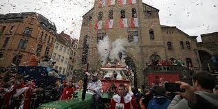 Normalerweise wären jetzt tausende närrinnen und narren in den karnevalshochburgen deutschlands unterwegs und würden. Karneval In Koln Das Waren Die Tops Der Session 2016 17 Kolner Stadt Anzeiger