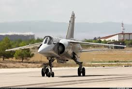 Note the false canopy on painted at the front to confuse enemy pilots during a dogfight. Dassault Mirage F1ce M Spain Air Force Aviation Photo 1888437 Airliners Net Dassault Aviation Aviation Fighter Jets