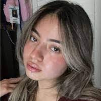 Amber Castrejon's Instagram, Twitter & Facebook