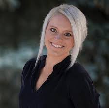 Vanessa Mccarty's Instagram, Twitter & Facebook