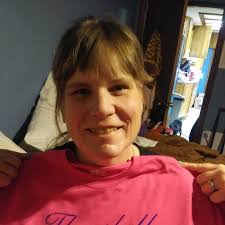 Shelly Dugan's Instagram, Twitter & Facebook