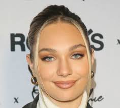 The dance moms alum (remember that?) has officially signed on to portray a member of the jets gang in spielberg's. Maddie Ziegler Net Worth Celebrity Net Worth
