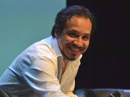 Learn how rich is he in this year and how he spends money? Alexandre Astier Recherche Des Financements Pour Le Film Kaamelott