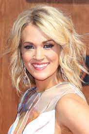 35 Hairstyles You Can Do The Night Before Carrie Underwood Before Celebrityha Carrie Underwood Hair Carrie Underwood Hair Short Easy Morning Hairstyles