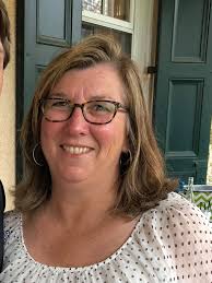 Biography My name is Dianna Fritz, but it's more likely that you'll hear  someone just call me Dee. I have lived in ALCA since the late 90s with my  husband and daughter.