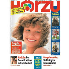 Franziska van almsick (nacida el 5 de abril de 1978 en berlín , berlín oriental ) es una nadadora alemana. Horzu 30 31 Juli Bis 6 August 1993 Franziska Van Almsick