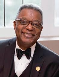 Lawrence Weeden's Instagram, Twitter & Facebook