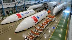 De chinese raket vernietigde vorige week een verouderde weersatelliet. Canyujbayduacm