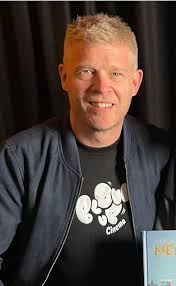 Gus Berger's Instagram, Twitter & Facebook