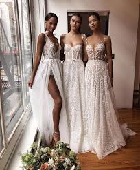 Streetstyle Inspirations Auf Instagram Roberta Cruz Via Luxury Fashion Styl 150 Streetstyle Inspirations Wedding Dresses Bridesmaid Dresses Bridal Dresses