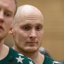 Uddevalla tog hem mötet med Trollhättan i Rimnershallen