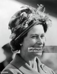 31 Anne Macmillan Photos & High Res Pictures