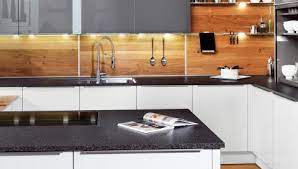 Küchenrückwand folien holzoptik bei folien21.de | kaufen sie exclusive küchenrückwand folien holzoptik nach maß qualitativ und günstig direkt vom hersteller. Kuchenruckwand Ideen Aus Glas Metall Fliesen Holz Schoner Wohnen