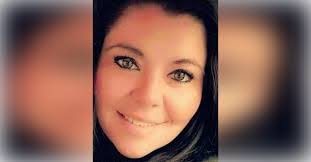 Amanda Capehart's Instagram, Twitter & Facebook