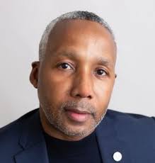 Kenneth Earl's Instagram, Twitter & Facebook