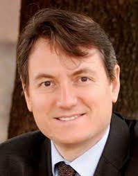 Mora sitúa Fernández de número dos en una lista de caras nuevas