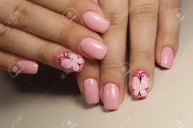 Nails r made 4 polish. Manikure Nageldesign Fur Schone Madchen Sommer 2017 Lizenzfreie Fotos Bilder Und Stock Fotografie Image 81476876