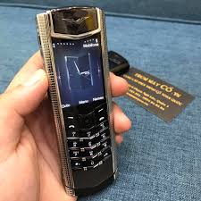 Vertu Signature S Clous de Paris ...