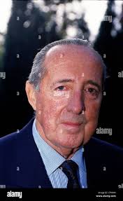 Scholl hi-res stock photography and images