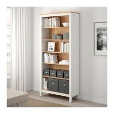 Hemnes Stellazh Belaya Morilka Svetlo Korichnevyj 90x197 Sm Kupit Onlajn V Internet Magazine Ikea Ikea Storage Boxes Storage Boxes With Lids Ikea Storage