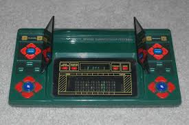 1980 Mattel Electronics World Championship Football Handheld Video Game Vintage Electronics Games Handheld Video Games Electronic Toys