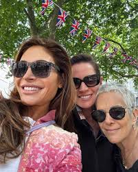 Nothing like a sunny a day #flowerpower 🌸#chelseaflowershow 💕💕AWxx