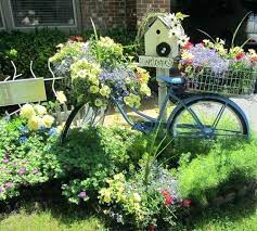 Welcome to a rustic garden! Rustic Garden Design Ideas