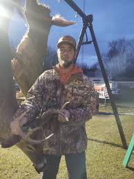 Mike Knowles brought in his second buck to the buck pole this year. This  time a nice #160.8 pound 6 pt.! The poles are open come see us tonight at  the Marion